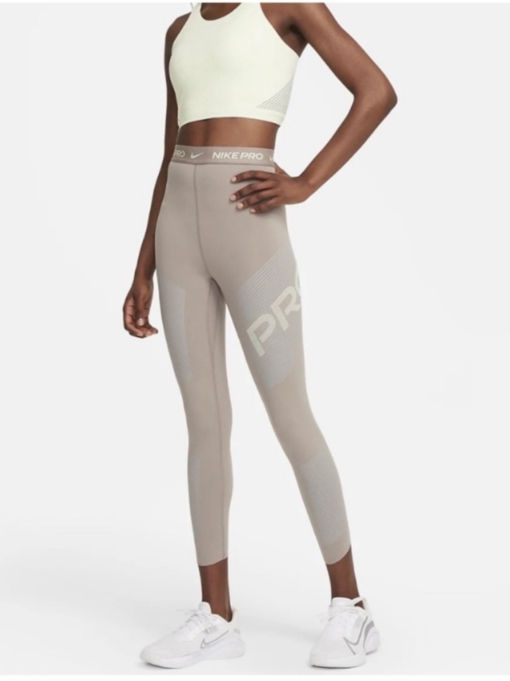 Nike Taupe Seamless Pro High-Rise 7/8 Leggings
